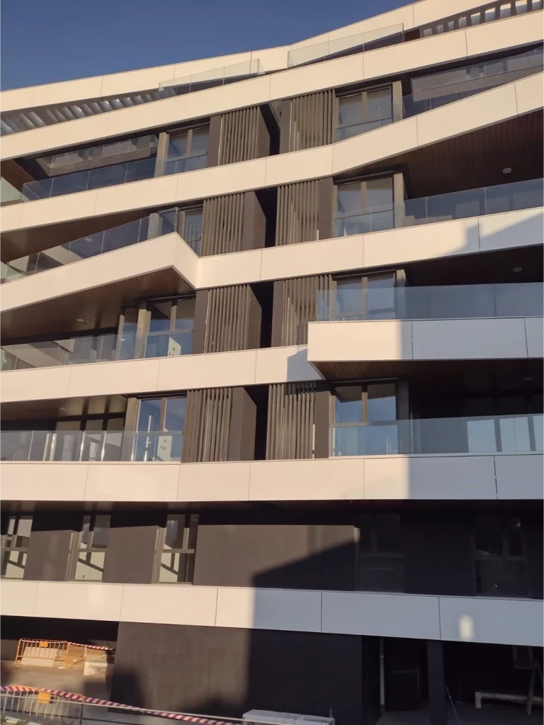 Ventanas y balcones. Madrid